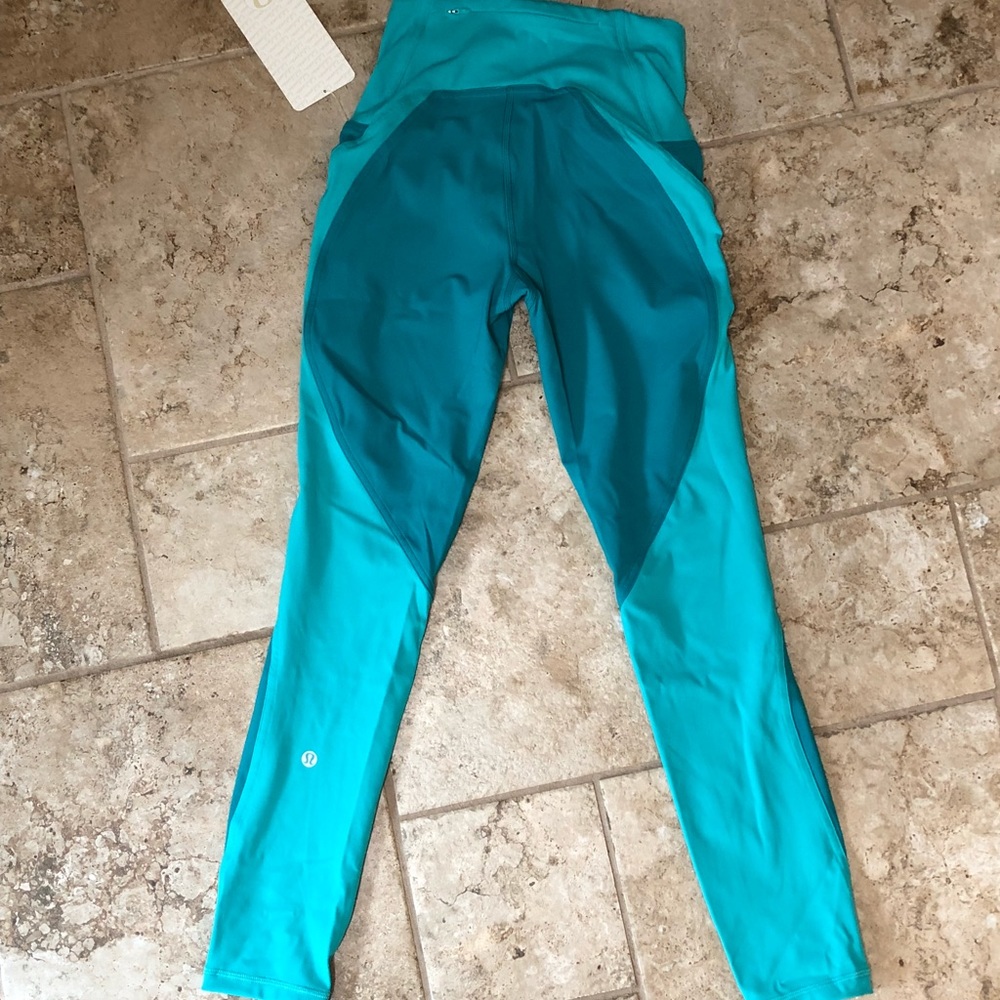 LuLu Train Times 7/8... Cute Turquoise size 4